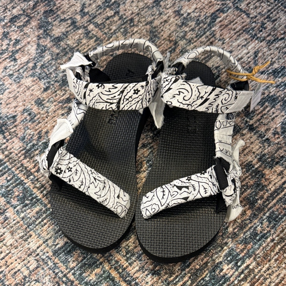 Stylish Black and White Women's Sandals
